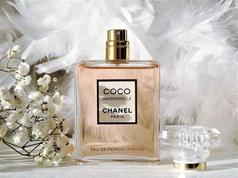 chanel mademoiselle hondos center|Coco Mademoiselle, το νέο Eau de Parfum Intense από τη .